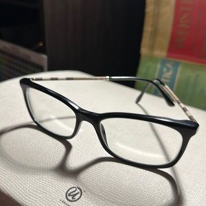 Burberry glasses with case